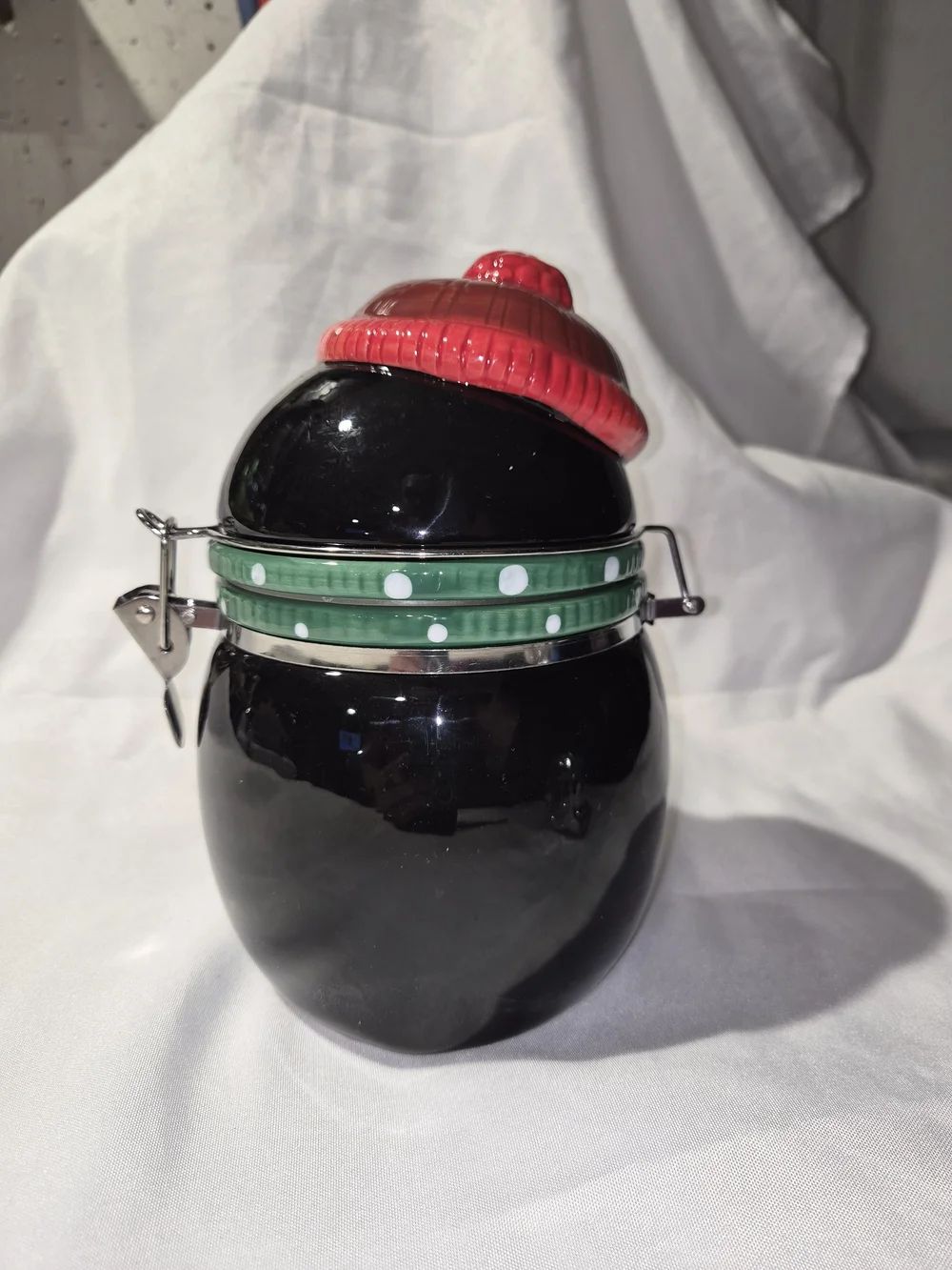 Holiday Penguin Ceramic Cookie Jar - Green & Red